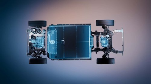 870 Miles Without Refueling? Renault Bets On Range-Extending EVs