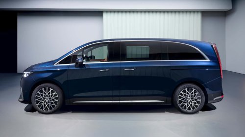 Rejoice: This Luxurious Mercedes-Benz Minivan Is Coming To America