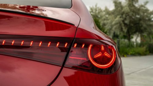 Mercedes-Benz CLA 2025: conducimos la cautivadora berlina
