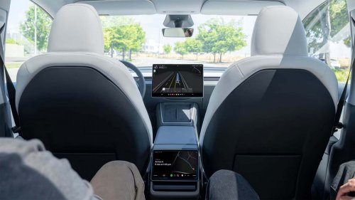 Tesla Robotaxi Meluncur, Ini Parade Videonya