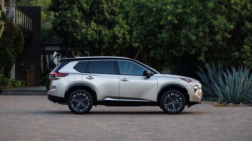 Nissan Recalls 642,000 Rogue SUVs For Major Engine Issues