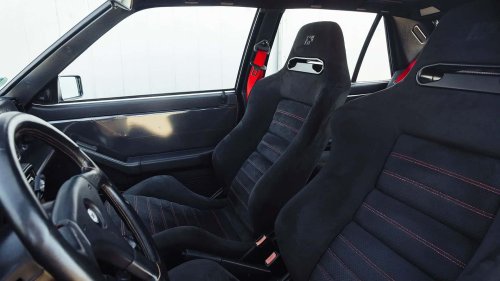 Este Lancia Delta HF Integrale negro, de Vasco Rossi, está en venta