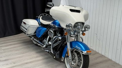 Dos motos de Ewan McGregor, a subasta, ¡hasta hoy!