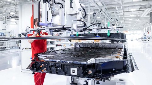 Ferrari dévoile le nom de la première voiture électrique de Maranello