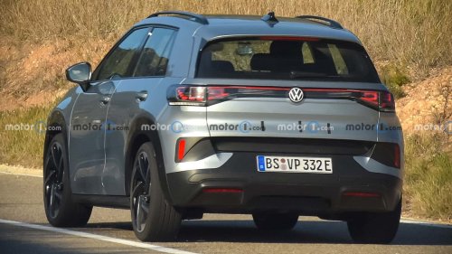 VW ID. Cross (2026) zeigt sich fast ungetarnt