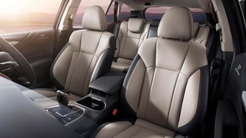 'God Doesn't Like Ugly:' Mechanic Spends Days Fixing Woman's Flood-Damaged Car. Then She Leaves Without Paying