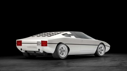 Lamborghini Bravo, un icono italiano con interior de Alcantara