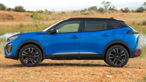 Nuevo Peugeot 2008 2026: Hybrid, -35 CV, ë-DCS6, Eco… ¿precio? ¡1.000 € menos!