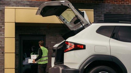 This Dacia Truck Has The Cutest Little Bed. But Who's It For?