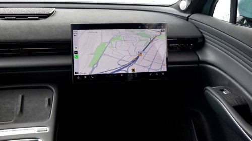 Omoda 7 SHS, el SUV PHEV compacto con un precio y equipamiento rompedor