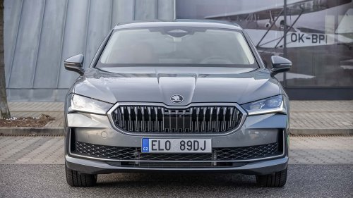Skoda Superb iV (2026): Stärkerer Plug-in-Hybrid für die Limousine
