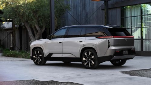 Toyota Highlander 2026: regresa el SUV de siete plazas