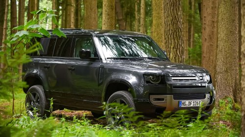 Land Rover Defender P300e im Test: Sanftmütiger Offroad-Gigant