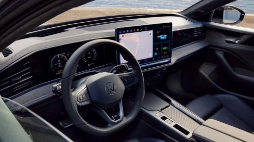 Diésel, 1.375 km sin repostar, casi 700 l de maletero ¡y rebajado!