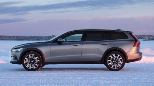 America's Last Volvo Wagon Is Dying As Buyers 'Overwhelmingly' Want SUVs
