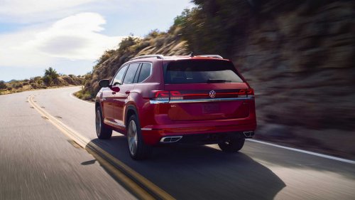 'A Known Issue:' Arizona Woman Buys 2025 Volkswagen Atlas. Then Her Screen Starts Doing This Weird Thing