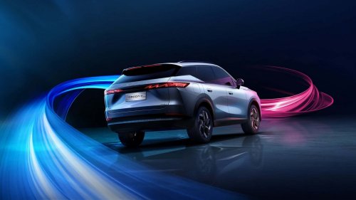 Omoda 7 vs MG HS, comparación entre SUV híbridos chinos