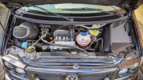 Volkswagen T4 Caravelle Projektzwo 2000: preparación deportiva ¿acertada?