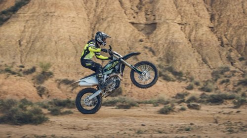 Triumph Ubah Motor Trail Jadi Motor Cross Country