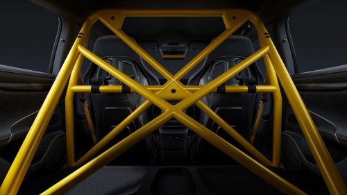 Sedan Cina Ini Lebih Cepat daripada Semua Supercar di Nurburgring