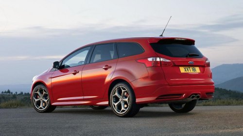 'What App Is That?:' Gen Z Mechanic Needs to Diagnose Engine Trouble By Sound. So He Pulls Out His Phone