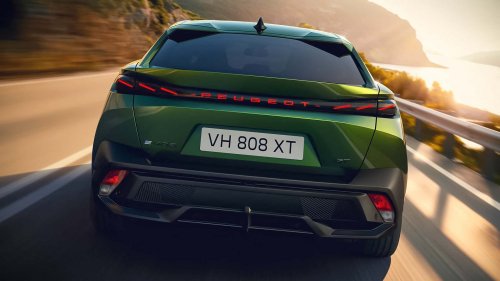 Peugeot 408 2026: restyling al estilo del 308