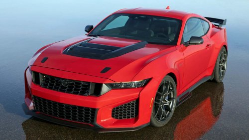 Ford Mustang Dark Horse SC Revealed: A Sinister Supercharged Pony Car