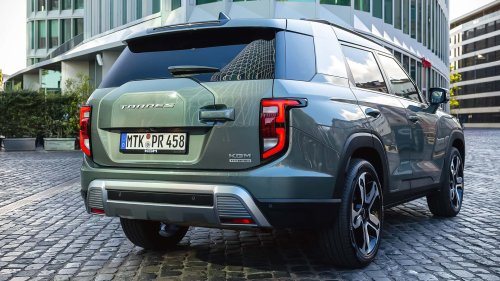 KGM stellt ersten Vollhybrid vor – Premiere im SUV Torres