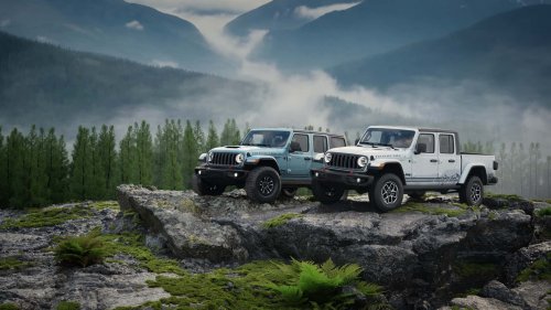 La Jeep Wrangler se pare de bleu avec l’édition Rockslide