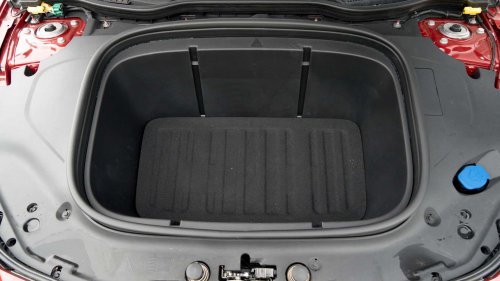 Conducimos el Mercedes-Benz del que todo el mundo habla... y no es un SUV