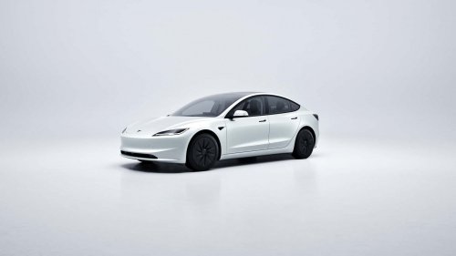 Tesla dévoile également la Model 3 Standard