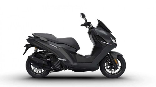 Este scooter francés sortea los atascos urbanos