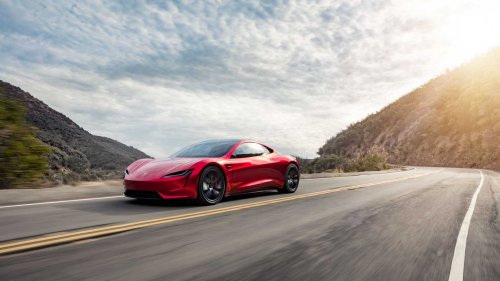 Tesla annonce de nouveaux modèles (et les indices mènent au Roadster)