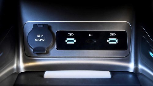 BYD Dolphin Mobil Listrik Terbaru yang Melewati 1 Juta Penjualan