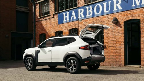 This Dacia Truck Has The Cutest Little Bed. But Who's It For?