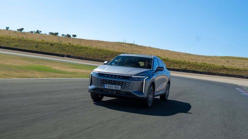 OMODA 9 SHS 2025: 535 CV y 39.900 €, para el SUV superhíbrido con 1.100 km de autonomía