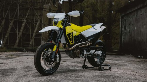 Husqvarna actualiza sus motos 701 de enduro y Supermoto para mejorar el control
