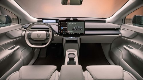 Volvo EX60, analizamos el interior y el maletero del nuevo SUV