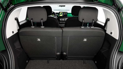 Nouvelle Renault Twingo, à quoi ressemblent l'intérieur et le coffre