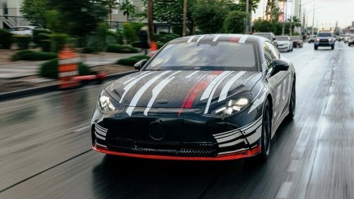 Komentar Pembalap F1 soal Porsche Taycan-Fighter dari AMG