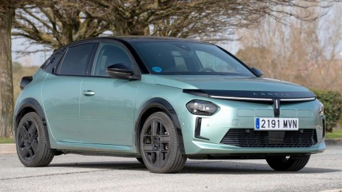 Lancia Ypsilon Elettrica 2026, un utilitario cero emisiones con mucho estilo