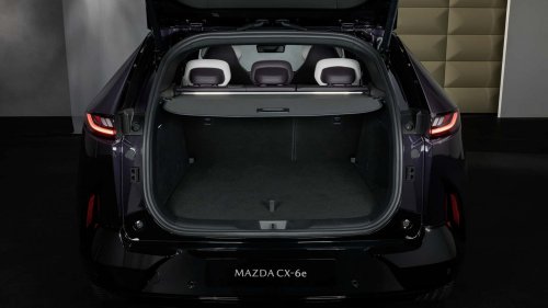 Mazda CX-6e, el SUV ultra tecnológico que desafía a Tesla