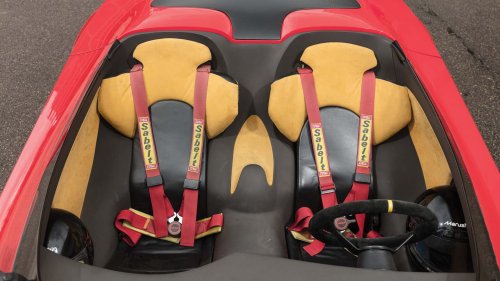 El Ferrari que provenía de otra dimensión