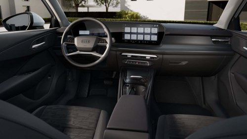 Apakah Model Dasar Audi Q3 Ini Terlihat Cukup Mewah?