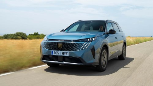 +12% en ventas y cuarta marca del mercado: así fue el 2025 de Peugeot en España