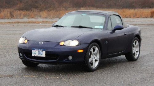 'What the [Expletive] Is That?:' Customer Complains Car is 'Shaking Like Crazy.' Then His Mechanic Takes a Closer Look At The Tire