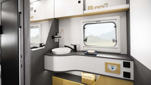 Ahorn Camp T 680 (2026): mucho espacio con un gigantesco cuarto de baño en la parte trasera