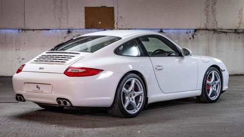 ¿Cuánto cuesta llevar el Porsche 911 de James May a España?