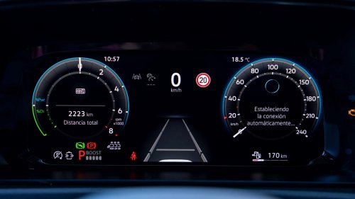 Volkswagen Caddy eHybrid, al volante: ¿esta furgoneta PHEV renta frente a la diésel?