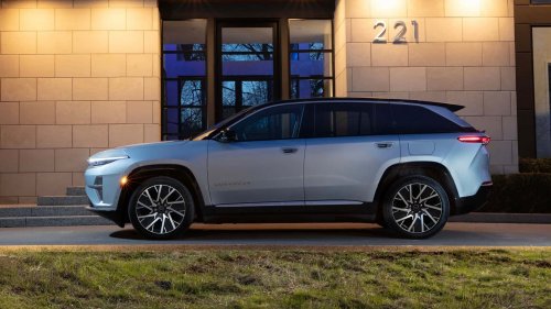 Woman Trades Car for Jeep Wagoneer Without Signing Paperwork. Then She Tries to Get Her 'Hoopty' Back